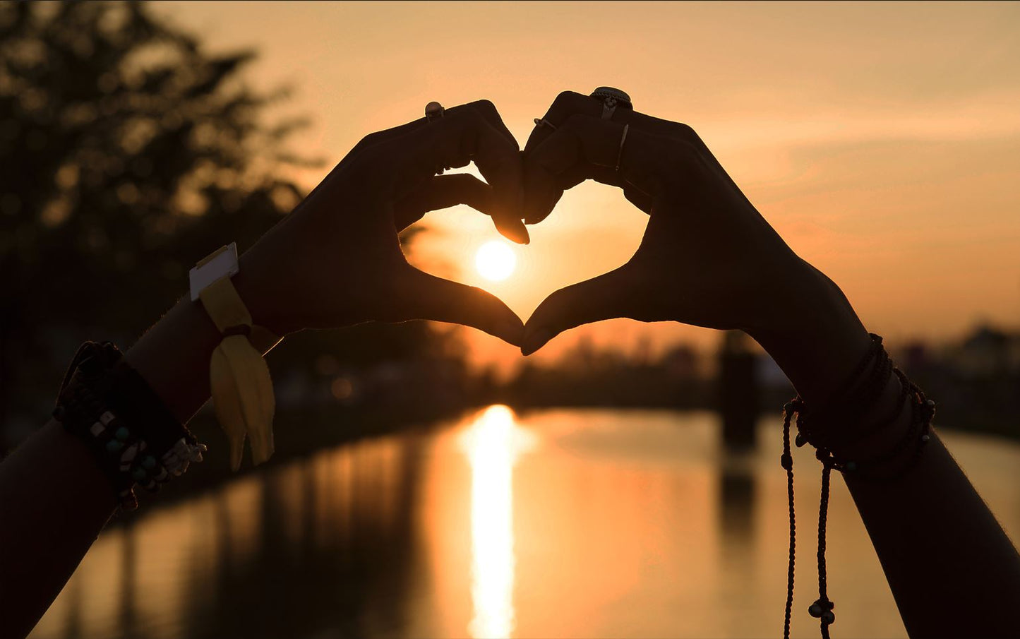 AL_21 Tombstone Heart